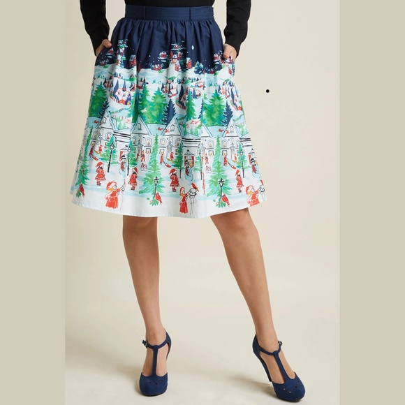 Modcloth Dresses & Skirts - ModCloth Winter‎ Wonderland Skirt Holiday Village Print A-Line Size L